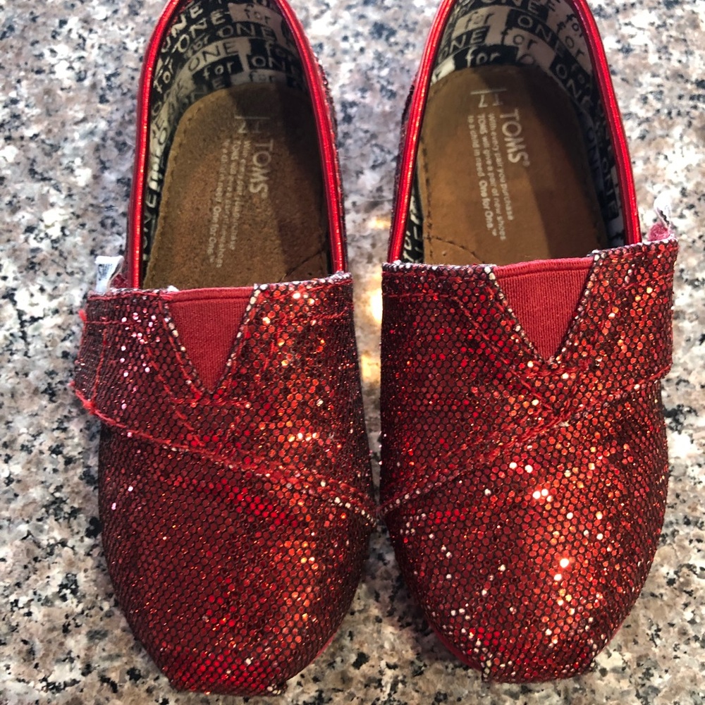 Ruby Red Toms Tiny size 7 toddler